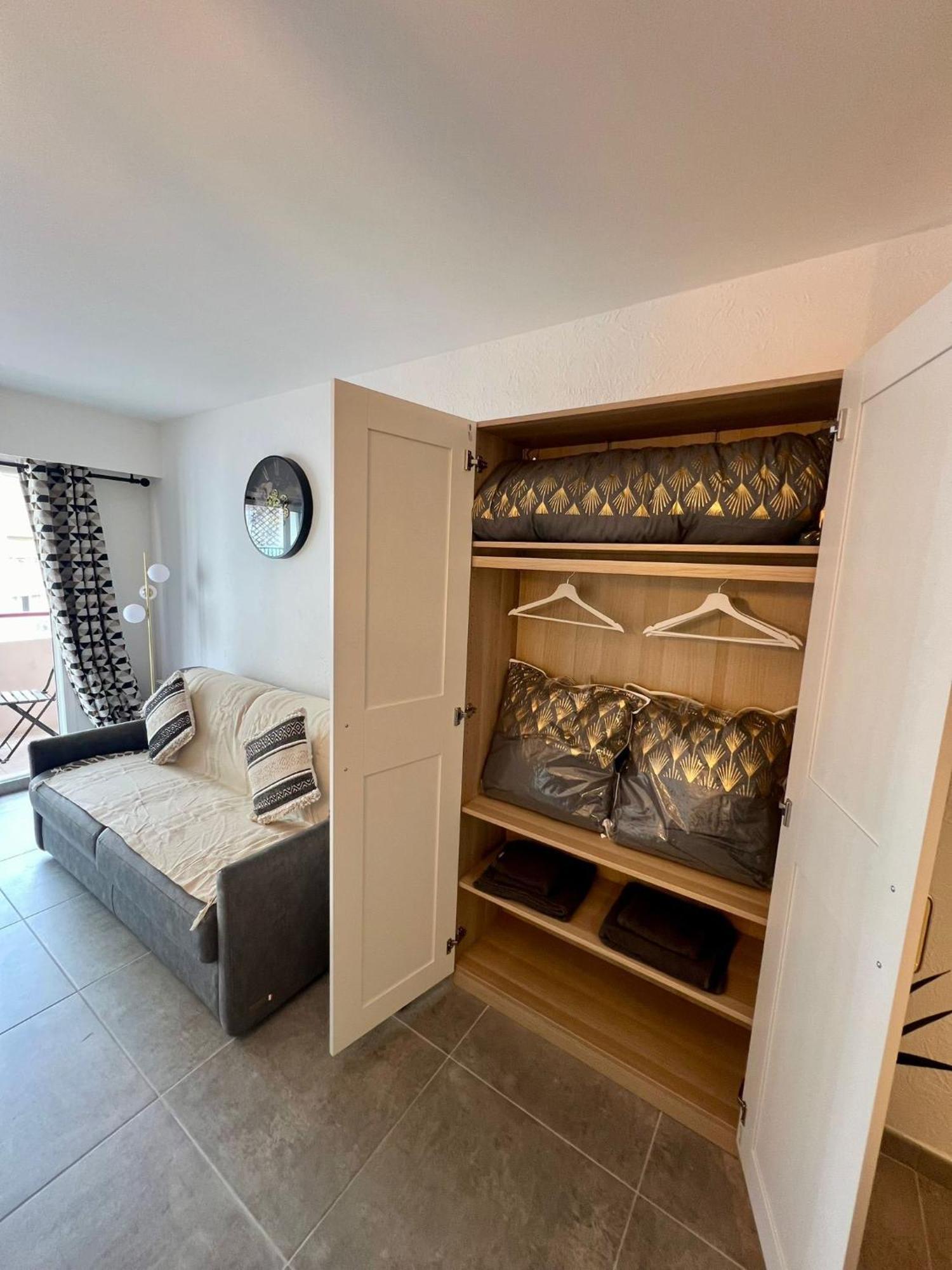 Studio Climatise, Cosy Et Calme Au Centre Ville Antibes Dış mekan fotoğraf