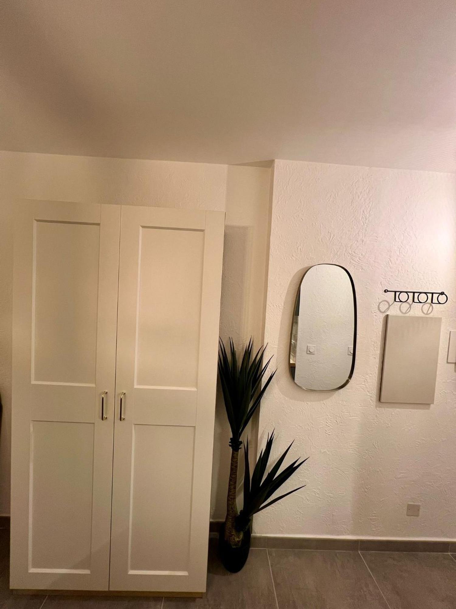 Studio Climatise, Cosy Et Calme Au Centre Ville Antibes Dış mekan fotoğraf